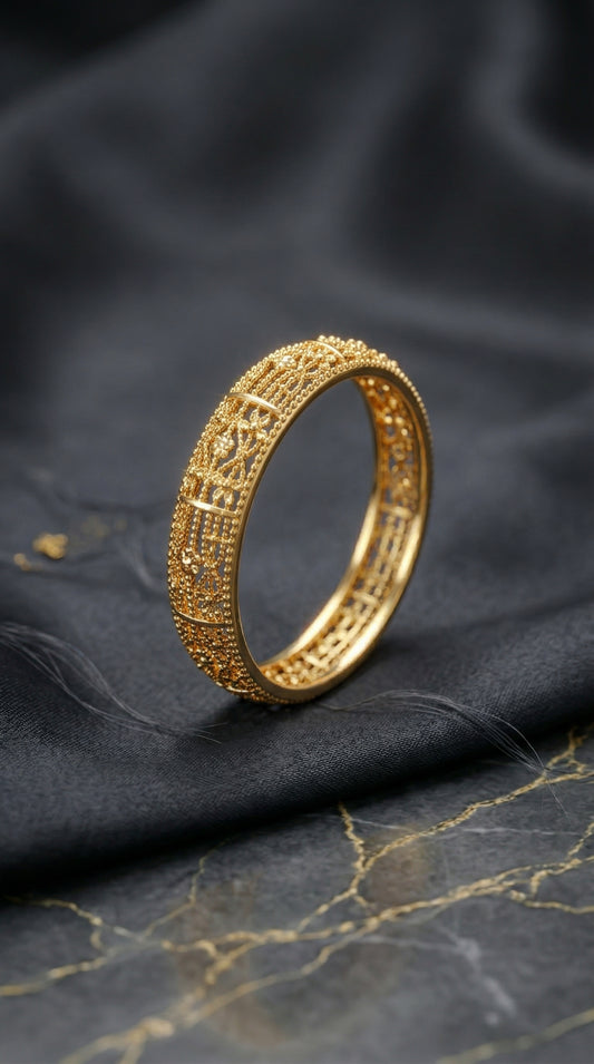 Royal Filigree Gold Band Ring