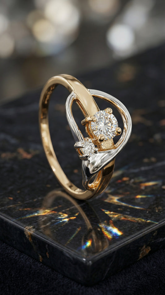 Elegant Dual-Tone Heart Crystal Ring