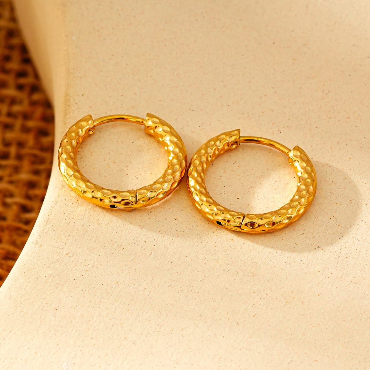 Diamond-Cut Gold Hoop Earrings