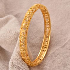 Royal Filigree Gold Band Ring